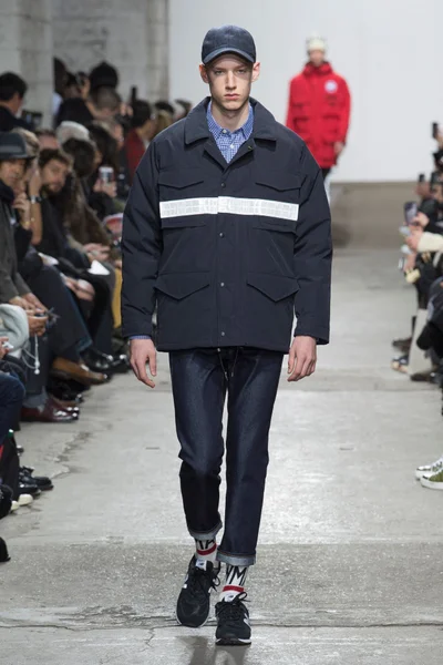 Look 1